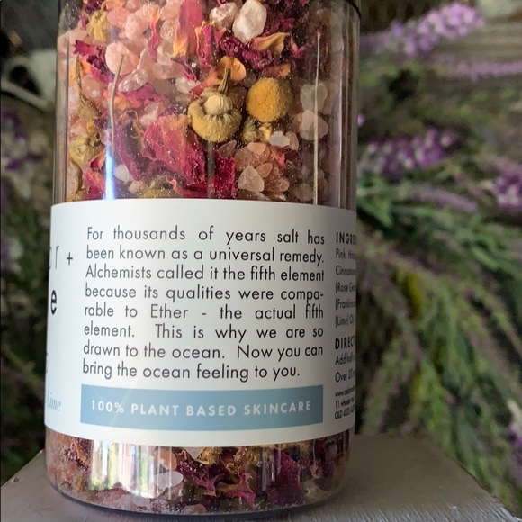 Cedar + Stone Australian PINK Himalayan Bath Salts - Picture 2 of 6